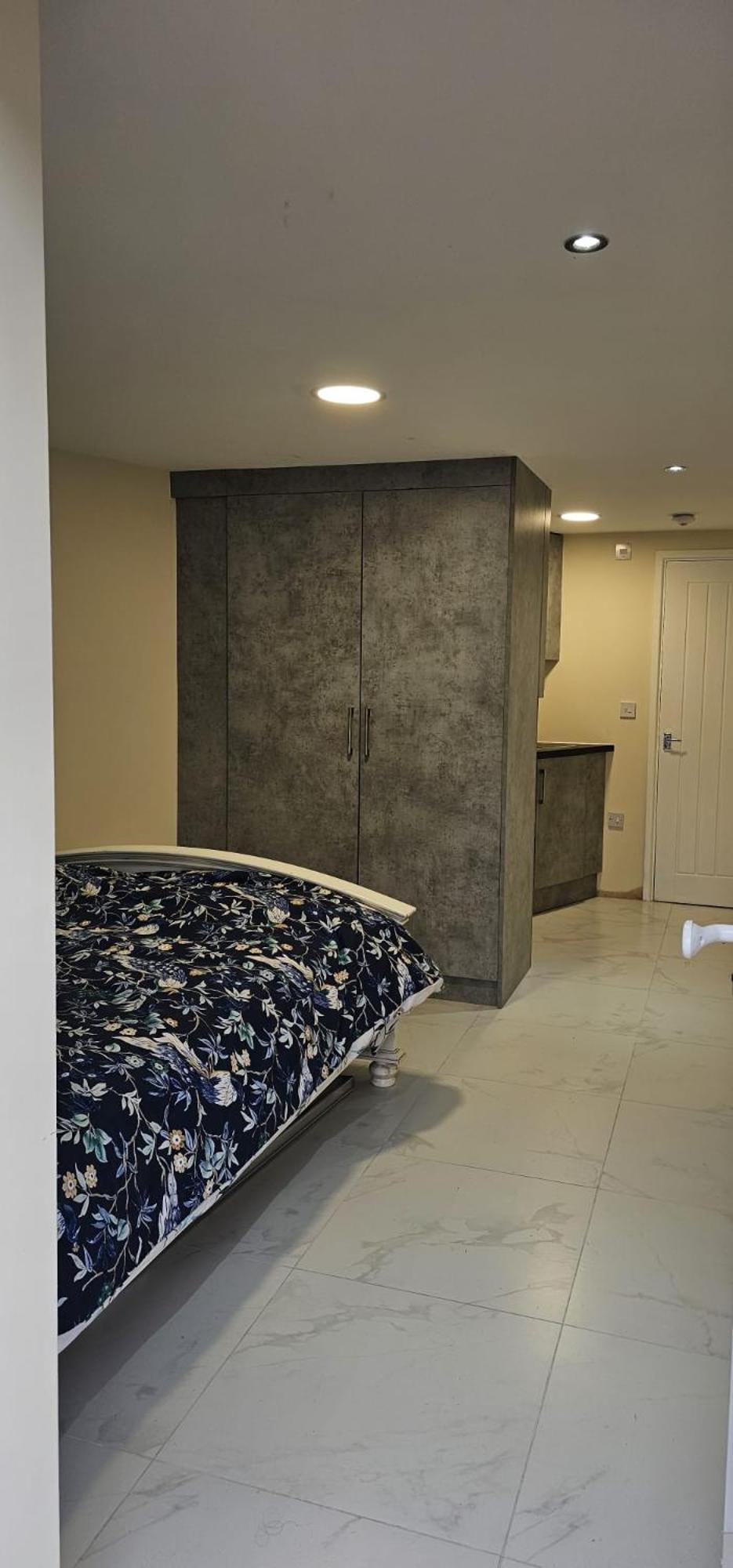 Redbridge Cozy Studio Near To Tube Station מראה חיצוני תמונה
